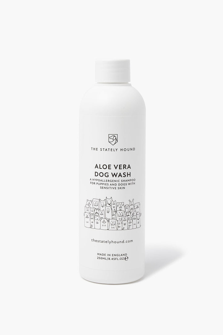 Natural Dog Shampoo with Aloe Vera for Gentle Cleansing