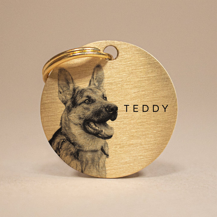Personalised Dog Keyring with Photo Engraving - A Keepsake to Cherish Your Pet's Memory