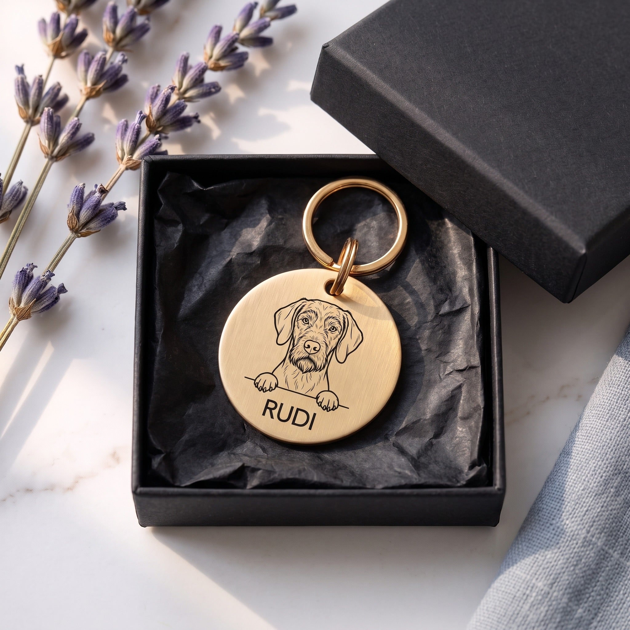 Personalised Wire Haired Vizsla dog tag presented in the optional gift box